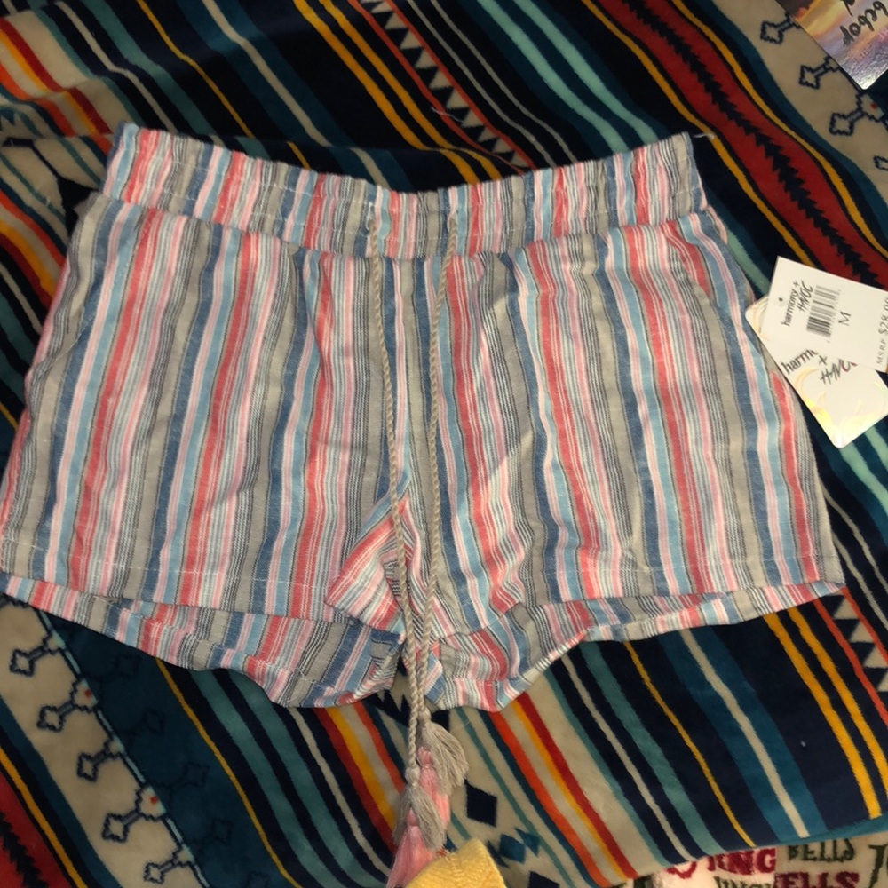 Medium Harmony + havoc shorts